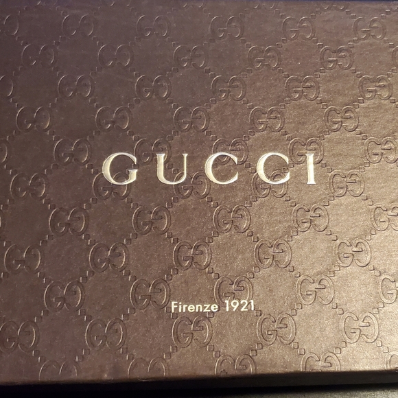 Wallet - Picture 2 of 5